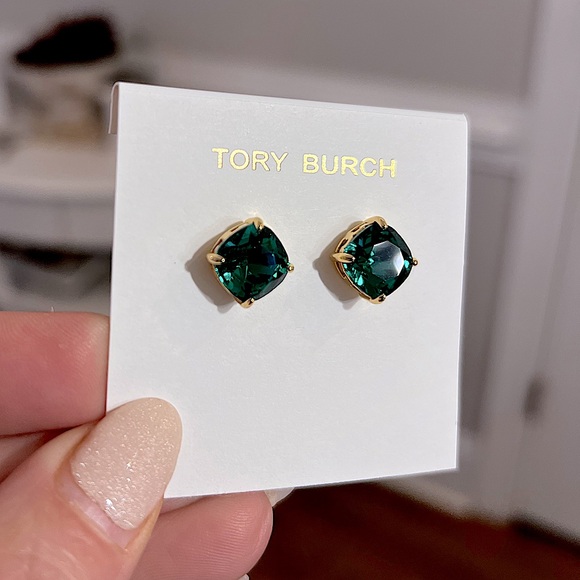 💚💚Brand New Tory Burch Emerald Crystal stud earrings - Picture 3 of 5